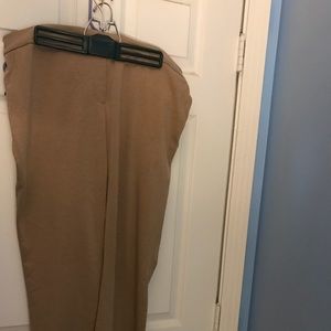 EUC New York & Co pull on dress pants